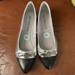 AK Anne Klein Silver and Black Flats